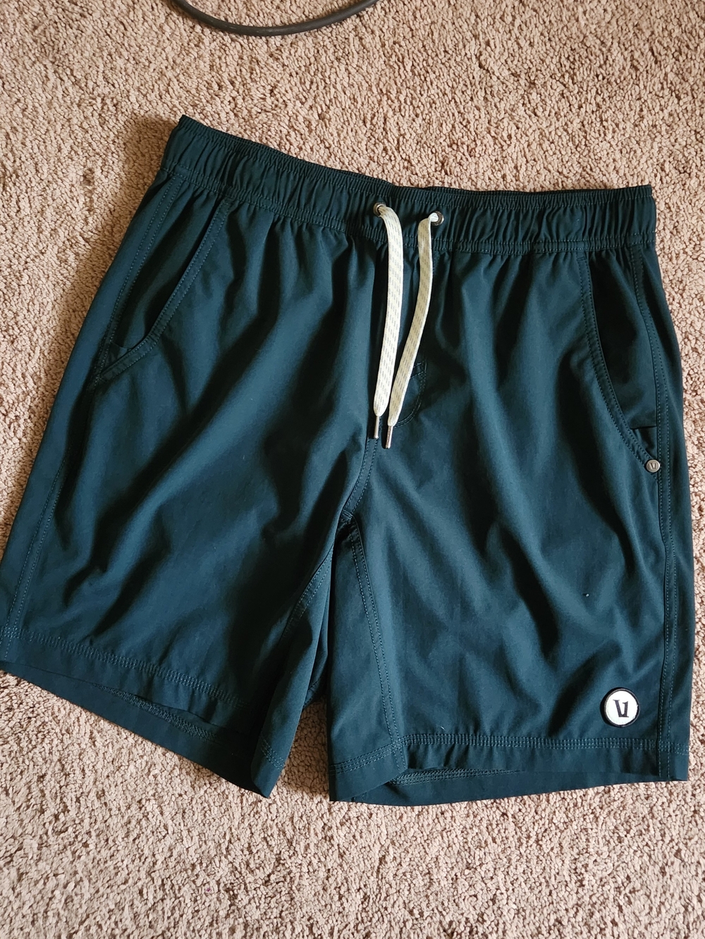 Vuori Kore Men's Shorts Lined Forest Green Athletic Gym Running 7" Stretch S - Picture 2 of 7